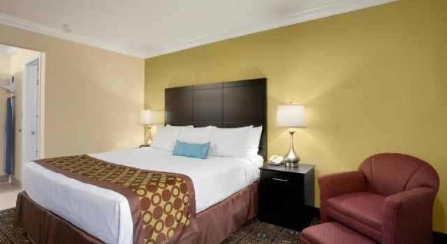 Номер Standard Solara Inn and Suites