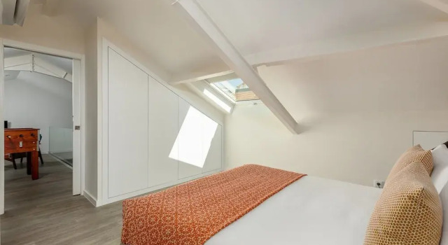 Spacious 4-Bedroom Apartment in Porto, Забронировать Апартаменты/квартира Порту Регион Порту, рядом с Канатная дорога Гайя