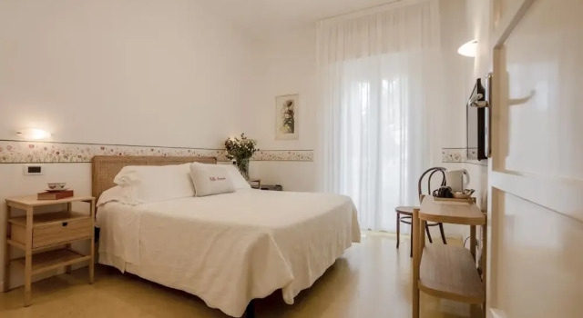 Семейный номер Standard с балконом Villa Arizona