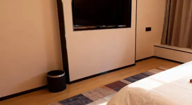 Люкс Comfort Guanlan Garden Hotel (Nanchang Wanshou Palace Bayi Square Branch)