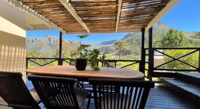 Silvermist Organic Wine Estate, Забронировать Отель Отели Cape Peninsula с бассейном, Бассейн
