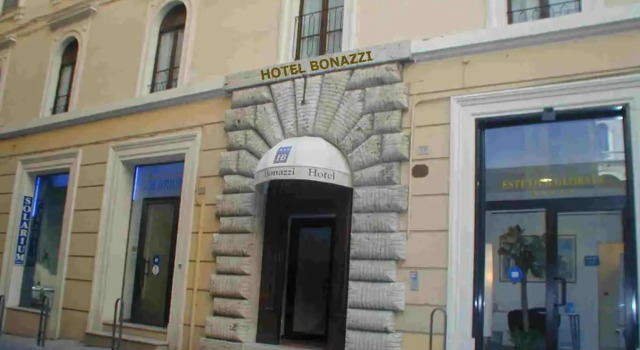 Hotel Bonazzi