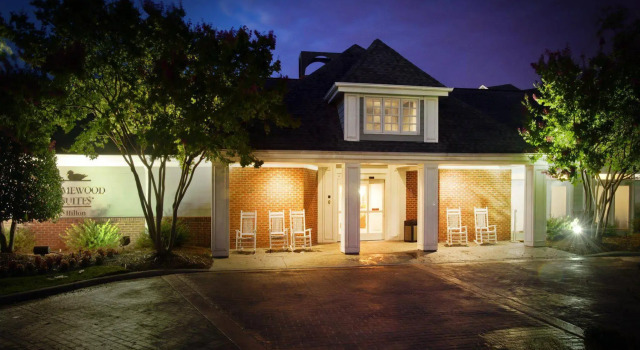 Homewood Suites by Hilton Charlotte North-Univ Research, Buchen Sie Hotel University Place North Carolina