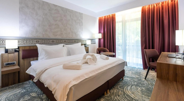 HOTEL CRYSTAL WELLNESS & SPA superior, Book Resort Sovata Mureş