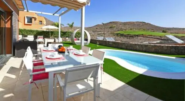Salobre Vista Golf 16, Prenota Villa Hotel a Gran Canaria con piscina, Piscina