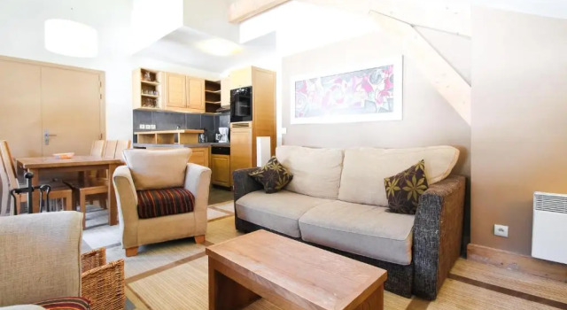 Cosy, modern 2-bed with fireplace & beautiful views, Забронировать Апартаменты/квартира Отели Араш-ла-Фрас с бассейном, рядом с Поле для гольфа Flaine Les Carroz, Бассейн