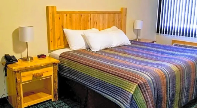 Suite Round Barn Lodge