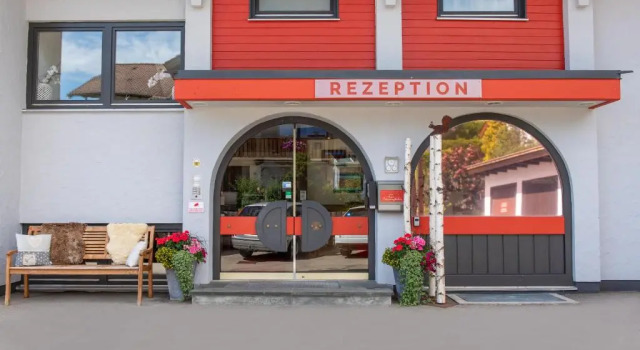Hotel Alpenglühn (ex Ferienhotel Geiger), Varaa Hotelli Hotellit Baijeri pysäköinnillä, Pysäköinti