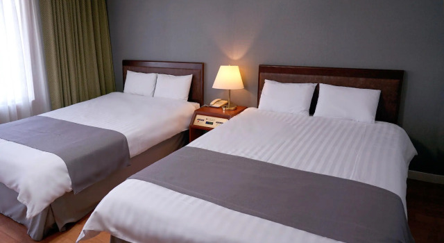 Pearl Hotel Jeju, Забронировать Отель Отели и гостиницы Jeju City, рядом с Развлекательный центр Playbox VR jeju, Отель