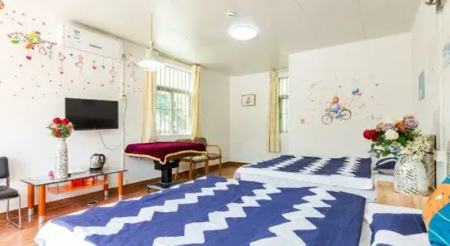 Люкс Deluxe Shenzhen Jinlouwan Guesthouse