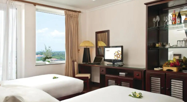 Трёхместный номер Deluxe Cherish Hue Hotel