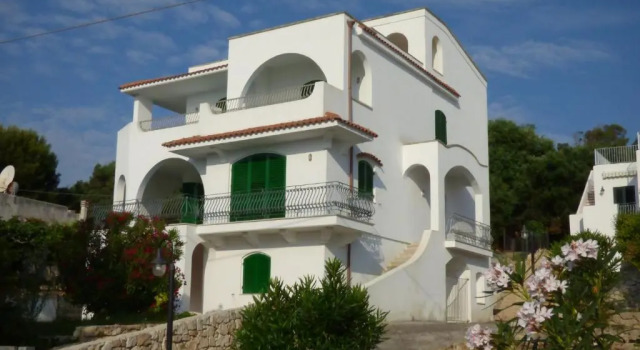 Villa Lisola, Book Villa Hotels in Tricase with Parking, Parking