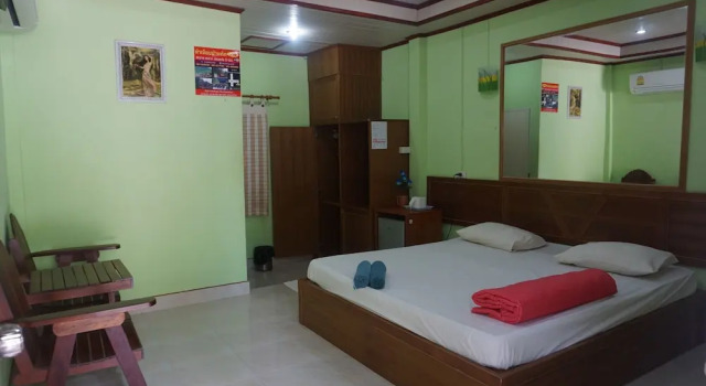 Двухместный номер Standard с балконом Thumneab Guesthouse