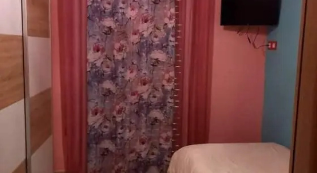 Peaceful house near Airport, Забронировать Отель Спата Спата - Артемида