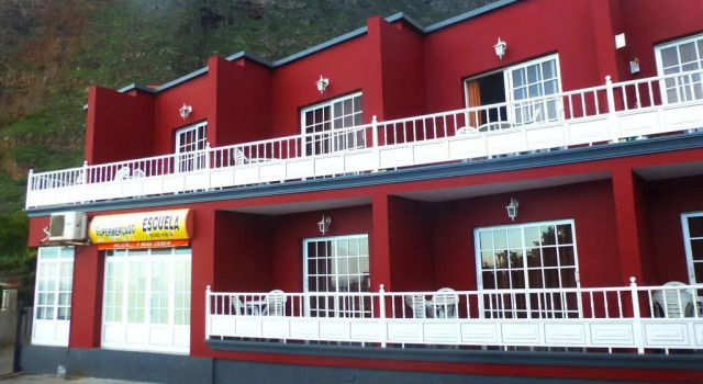 Escuela, Book Hotel Agulo La Gomera