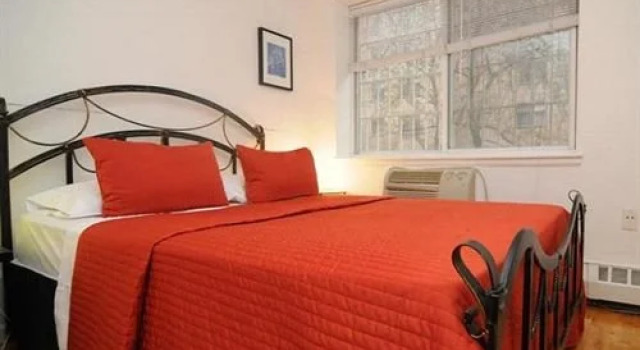 New York East Village Suites E, Забронировать Отель Ист-Виллидж - Нижний Ист-Сайд Нью-Йорк, рядом с Томпкинс-сквер-парк