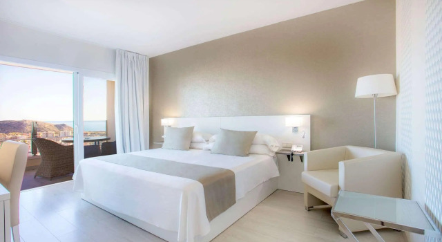 Номер Deluxe Ramada Resort by Wyndham Puerto de Mazarron