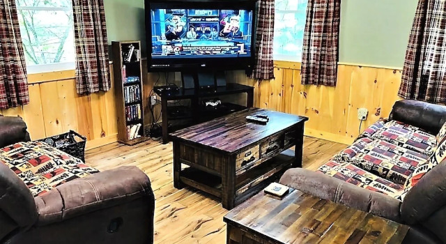 Wandering Bear Lodge by RedAwning, Забронировать Отель Севьервилл Great Smoky Mountains National Park