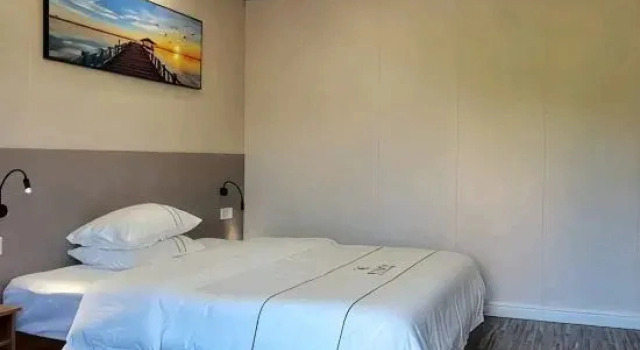 Люкс Deluxe Taishan Haihengchun Hotel