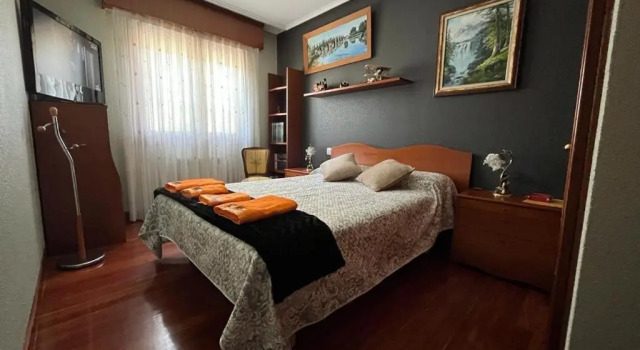 Amezola 1- Habitación con baño incorporado en casa compartida, Rezerwuj Hotel Hotele w Baskonia z parkingiem, Parking