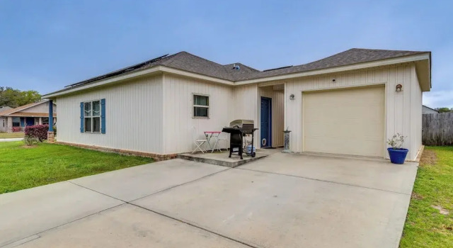 Pet-friendly Pensacola Home ~ 2 Mi to Bruce Beach!, 预订 酒店 Warrington 美利坚合众国-美利堅合眾國