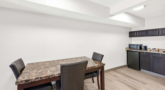 Двухместный люкс Comfort Suites Columbus