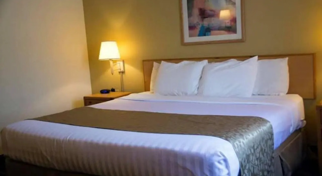 Номер Standard Boarders Inn & Suites by Cobblestone Hotels - Wautoma