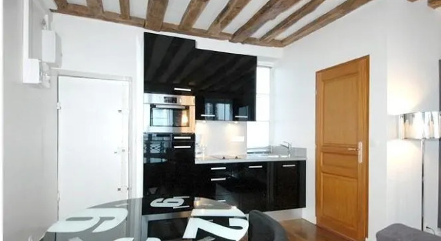 Appartement Poitou, Забронировать Апартаменты/квартира Париж Иль-де-Франс, рядом с Станция метро Rambuteau