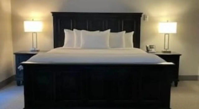 Номер Standard с балконом и с видом на поле для гольфа Lone Tree Golf Club and Hotel