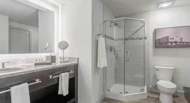 Номер Standard Pioneer Pocket Hotel