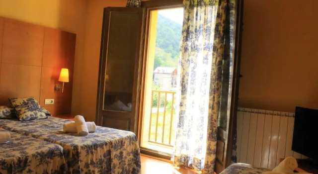 Camera Standard Hotel Saurat