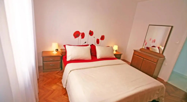Apartments Maras