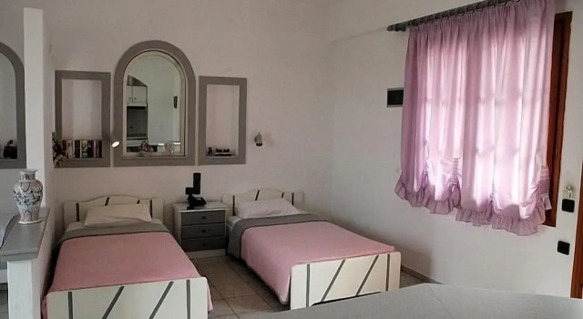 Студия с балконом La Luna Apartments