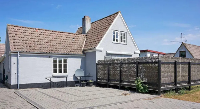 Коттедж 8 Person Holiday Home in Ronne
