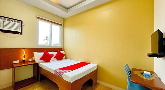 Номер Deluxe OYO 685 K Fortune Apartelle