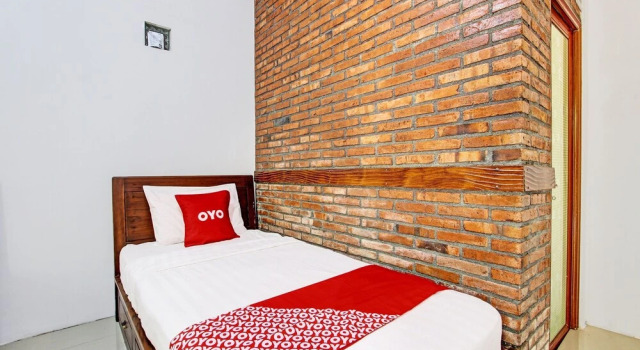Hotel O Nayo Homestay Syariah, Book Hotel Depok 
