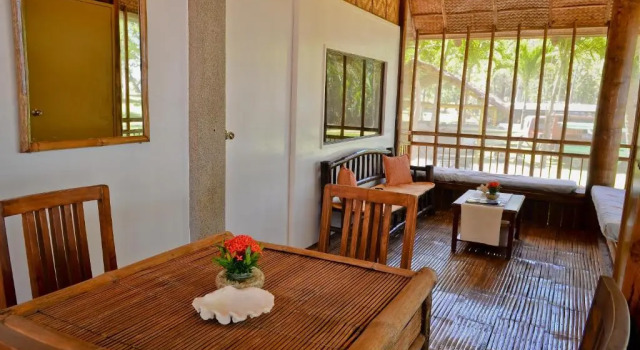 Бунгало с красивым видом из окна Punta Bulata White Beach Resort & Spa