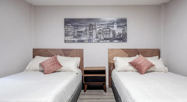 Modern Comfort in Roma Norte - Laundry -sleeps 7, Забронировать Апартаменты/квартира Отели Мехико с парковкой, рядом с Estela de Luz, Парковка