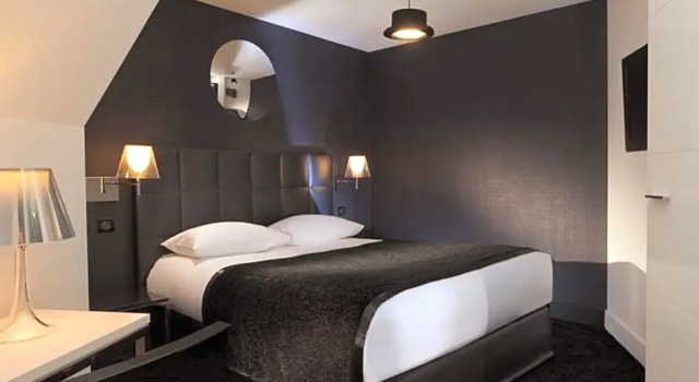 Номер Classic First Hotel Paris Tour Eiffel