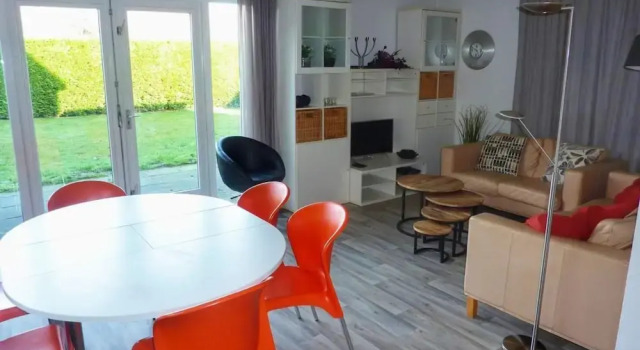 Коттедж Nice Holiday Home Near Beach