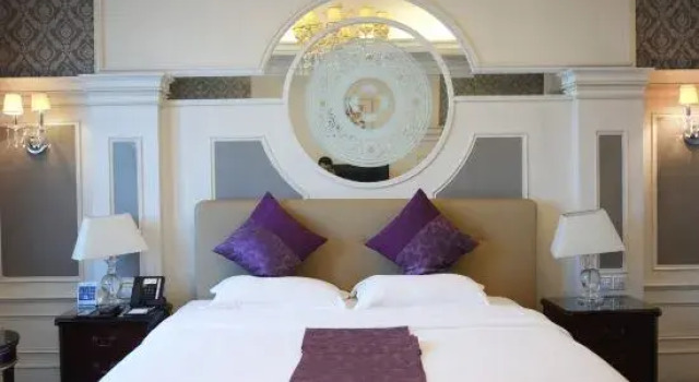 Люкс Presidential Oriental International Hotel (Leping City Donghu Park Branch)