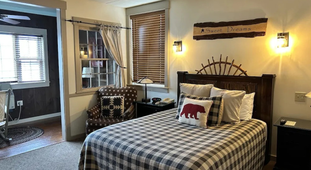 The Common Man Inn & Spa, Varaa Matkakoti Hotellit New England uima-altaalla, Uima-allas
