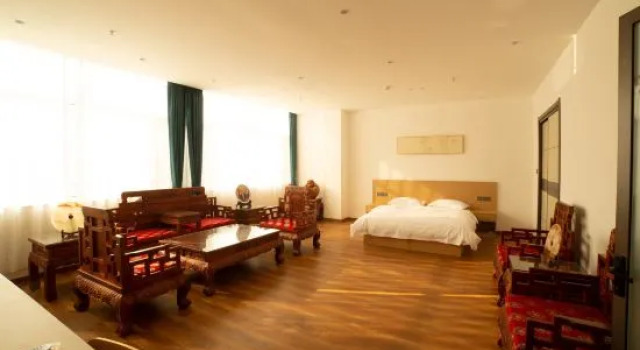 Люкс Deluxe Zhaoyuan Qianxuan Hotel