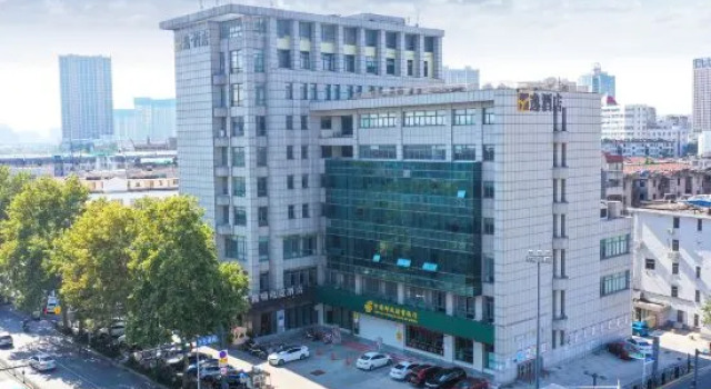 Yi · Hotel (Yancheng Renmin Road store)