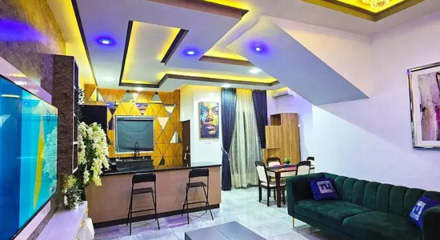 2 Bed Apartment 3 - Bright Benin City Stay, Buchen Sie Ferienwohnung Benin-Stadt 