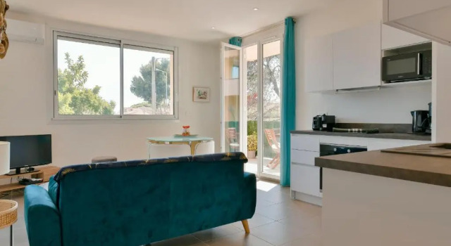 Appartement refait à neuf, proche plage et centre ville- Ajaccio-Parc Berthaut, Varaa Huoneisto Ajaccio 