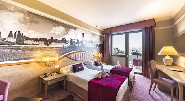 Двухместный номер Standard с балконом и с видом на парк Park Hotel Villa Fiorita
