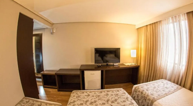 Номер Deluxe Hotel Campo Largo Comfort