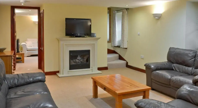 Barfields Cherry Tree Cottage, Забронировать Дом для отпуска Отели Англии с бассейном, Бассейн