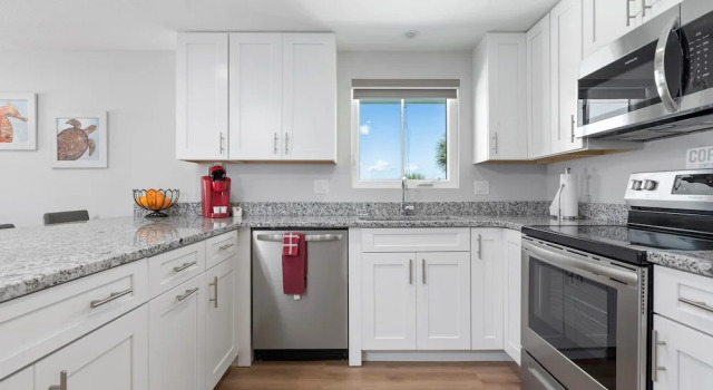 Апартаменты Deluxe Escape Coastal Resort on Casey Key